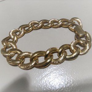 Gold tone bracelet x Napier